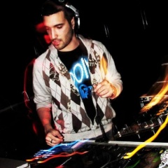Maor Levi / 123XYZ