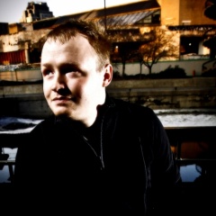 MIKE EMVEE
