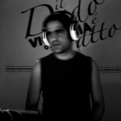 Monocrom