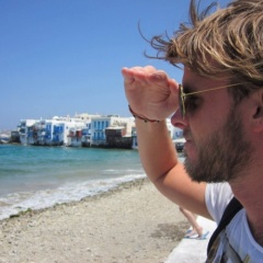 Moz Morris
