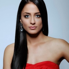 NATALIE PERIS