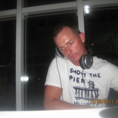 DJ~UK