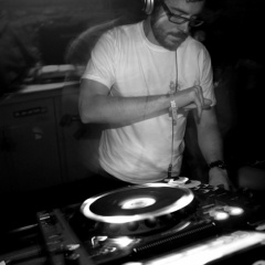 PETE DAFEET