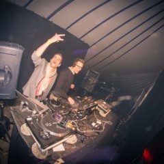 PlayMoreNoise