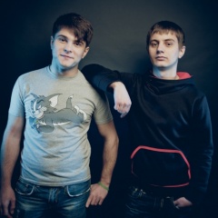Sammy W &amp; Alex E