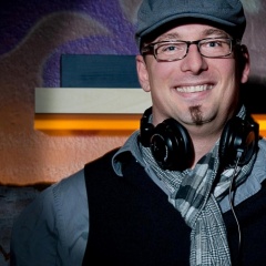 Sascha Luxx