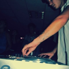 STATIC GROOVE