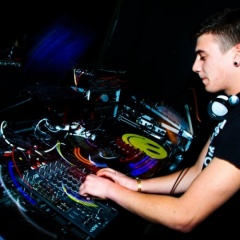 Tom Sky