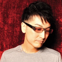 TOMO HIRATA