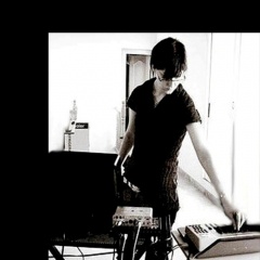 Vanessa Lao // Dj and Producer