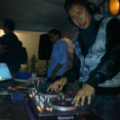 DEEJAY BILZ