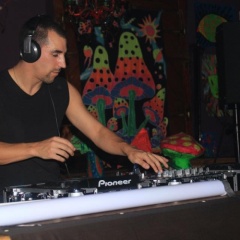 DJ Yves Sparks